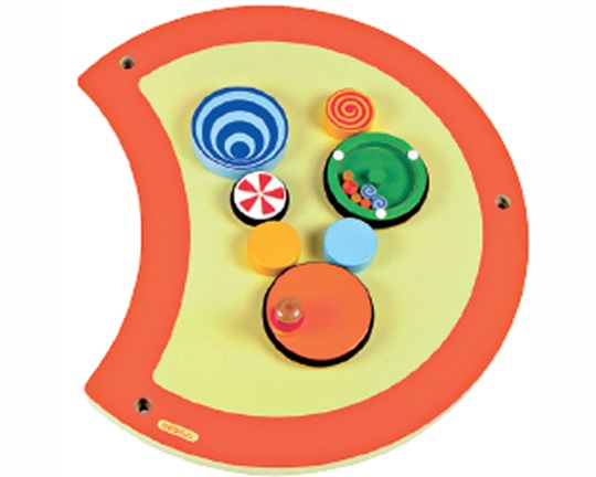 Παιχνίδι Τοίχου το οποίο στριφογυρίζοντας έναν κύκλο, παράλληλα μαζί του γυρίζουν και οι υπόλοιποι 6 δημιουργώντας οπτική διέγερση στα παιδιά.