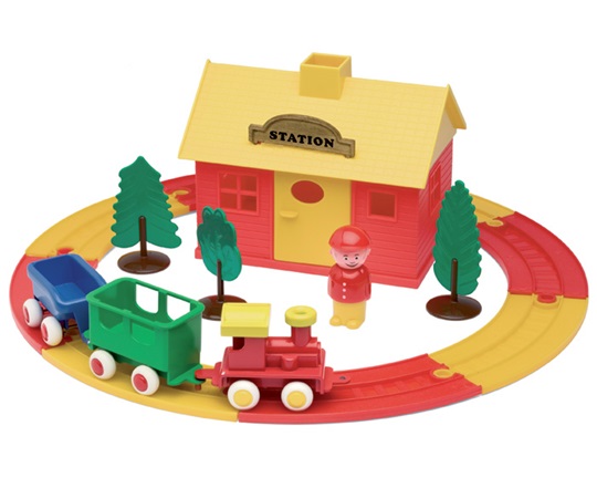 Πλαστικό παιδικό παιχνίδι, σταθμός σιδηρόδρομου με τρενάκι, 1 φιγούρα, 3 δέντρα και το κτήριο.