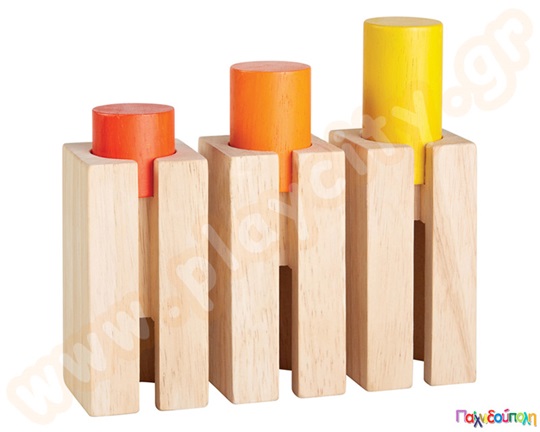 Σετ παιχνιδιού με 6 ξύλινα τουβλάκια, που βοηθάει το παιδί να μάθει την ταξινόμηση και την σύγκριση των αντικειμένων.