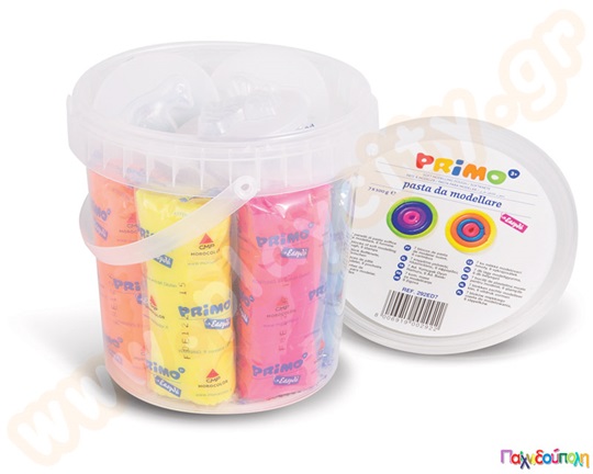 Πλαστοζυμαράκια από την PRIMO σε μορφή ράβδους των 100 γραμμαρίων με φωτεινά χρώματα, μέσα σε πλαστικό κουβά.