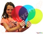 Έξι μεγάλα μπαλόνια σε 3 βασικά χρώματα, φτιαγμένα από εύκαμπτο ημιδιαφανές πλαστικό, που επιτρέπει τον συνδυασμό χρωμάτων.
