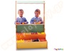Παιδικό μαγαζάκι ξύλινο με δύο ράφια για να τοποθετήσουν τα παιδιά φρούτα και λαχανικά και τέντα για προστασία.