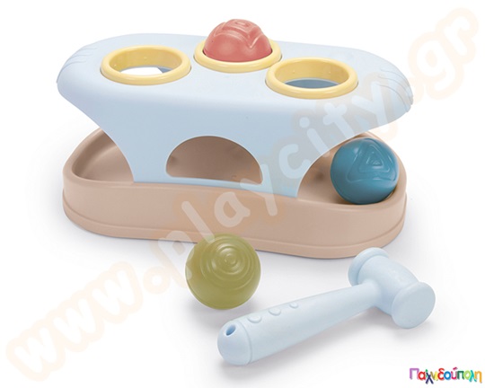 Βρεφικό παιχνίδι, Βάση σφυροκοπήματος της Dantoy, κατασκευασμένο από βιοπλαστικό υλικό σε παλ χρώματα.