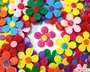Πολύχρωμα λουλούδια από τσόχα, σε συσκευασία 100 τεμαχίων, ιδανικά για διακόσμηση ρούχων και χειροτεχνίων.