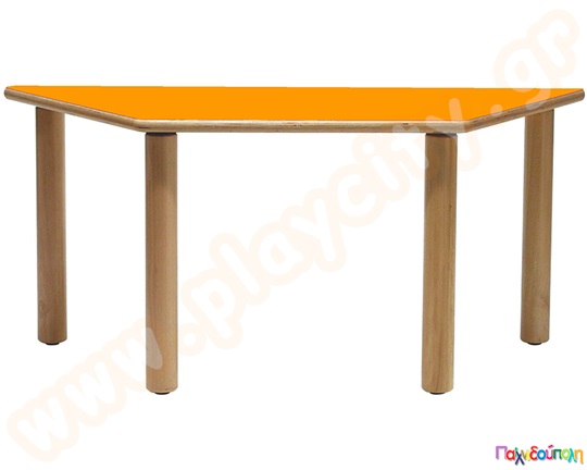 Ξύλινο παιδικό τραπέζι τραπέζιο, σε πορτοκαλί χρώμα, πιστοποιημένο για χρήση σε χώρους με παιδιά.